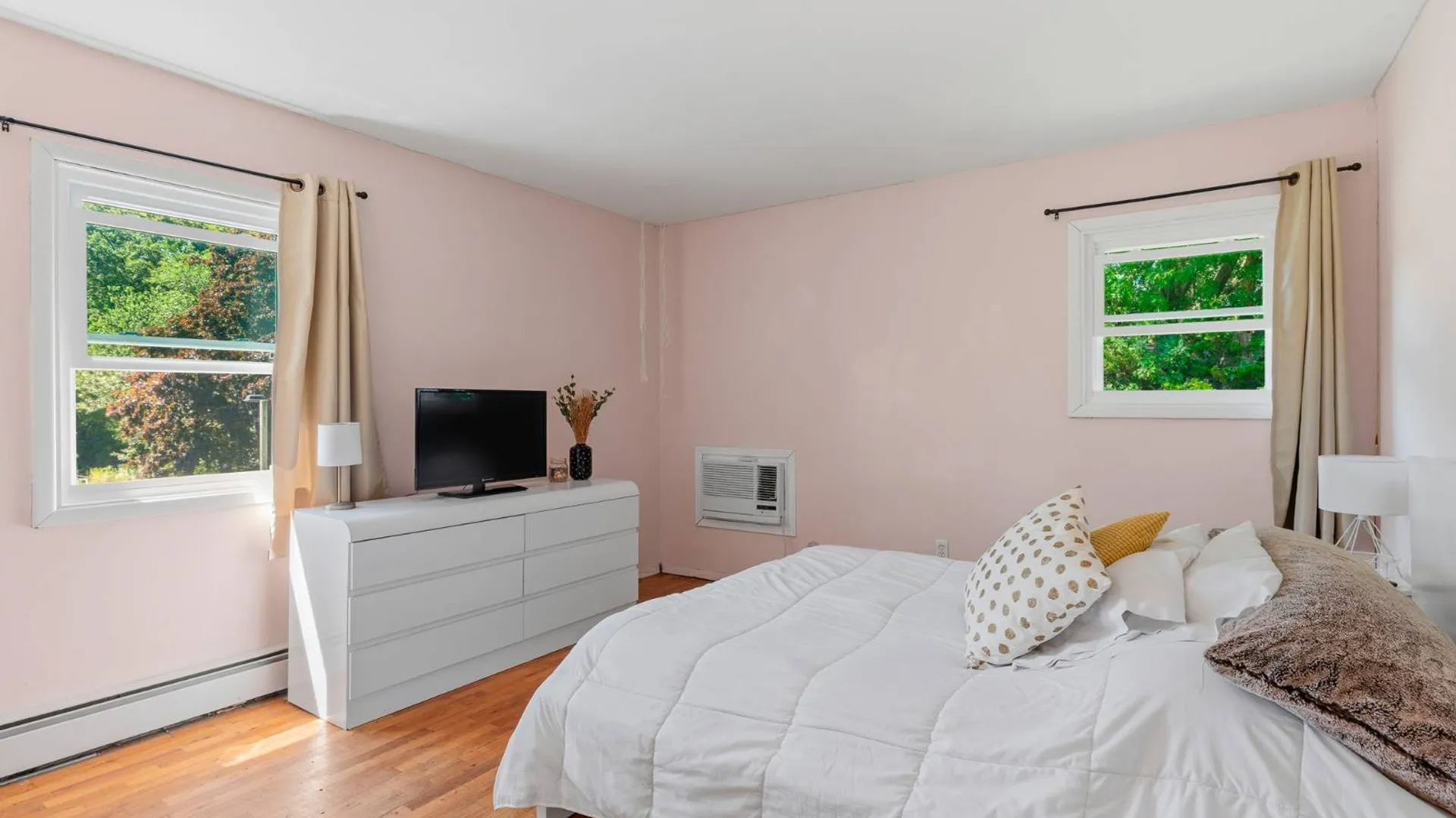 Property at 9 Silver Drive, Centereach, NY 11720 13