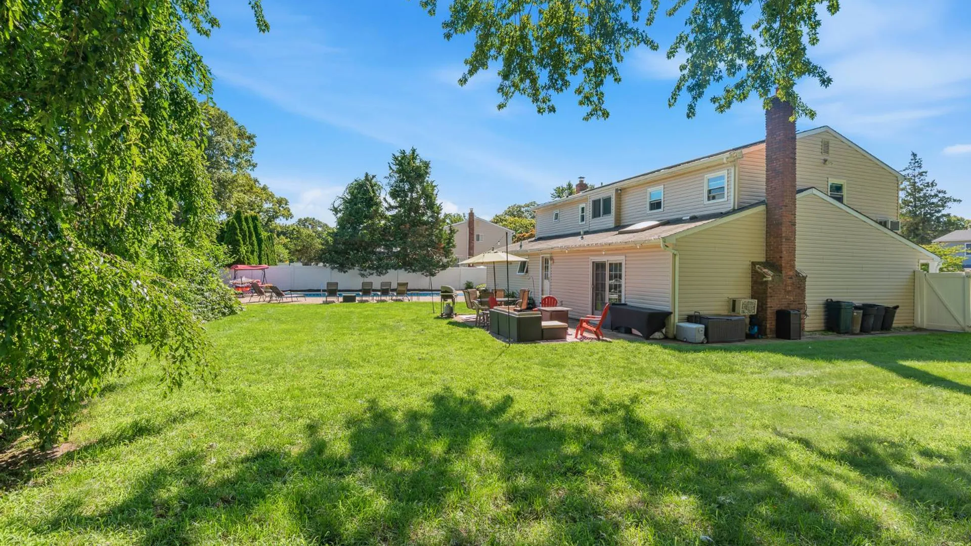 Property at 9 Silver Drive, Centereach, NY 11720 17