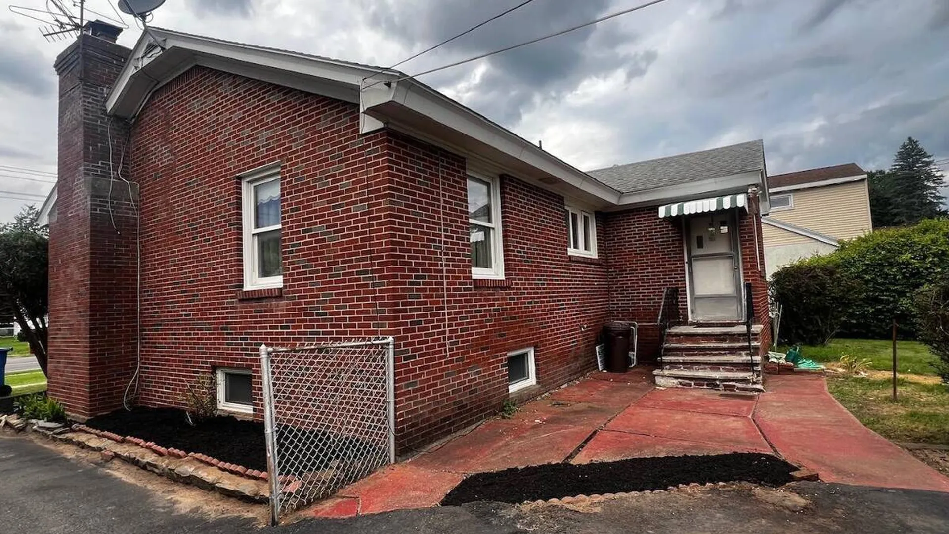 Property at 826 New Scotland Avenue, Albany, NY 12208 34