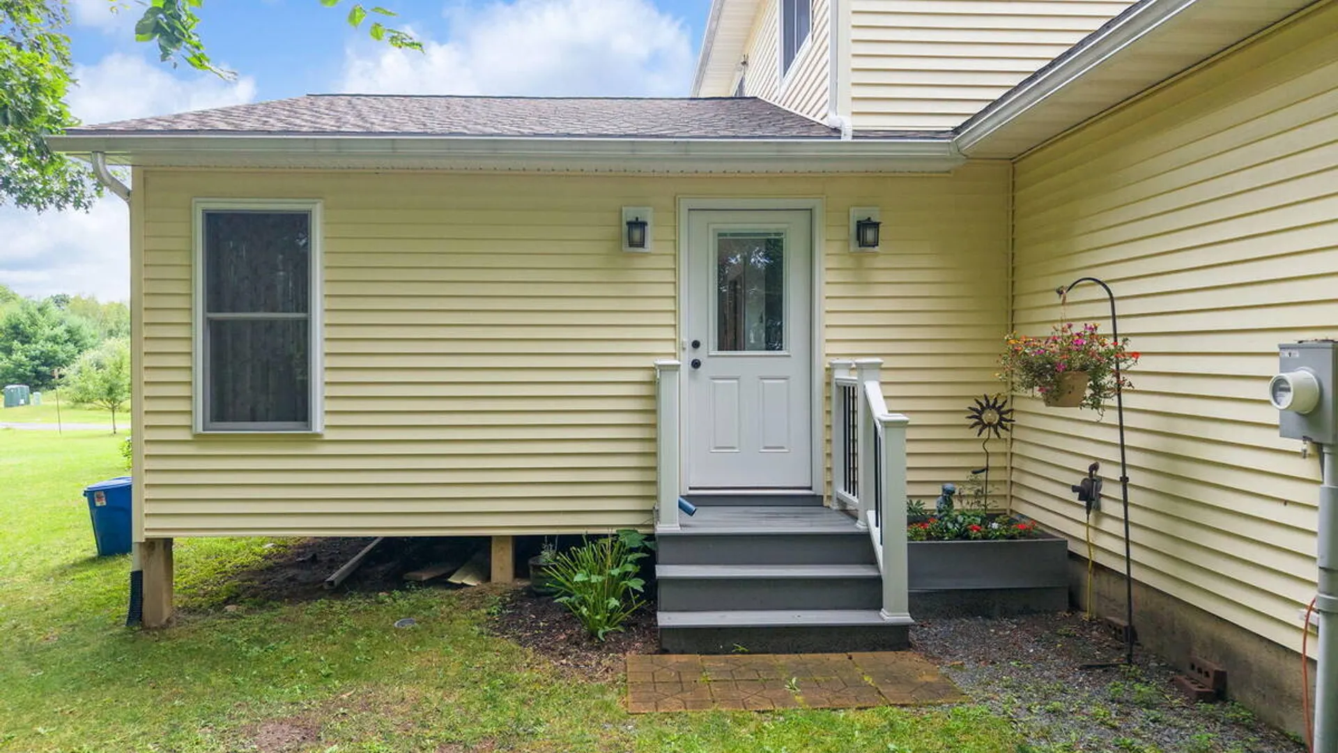 Property at 407 Hidley Road, North Greenbush, NY 12198 46