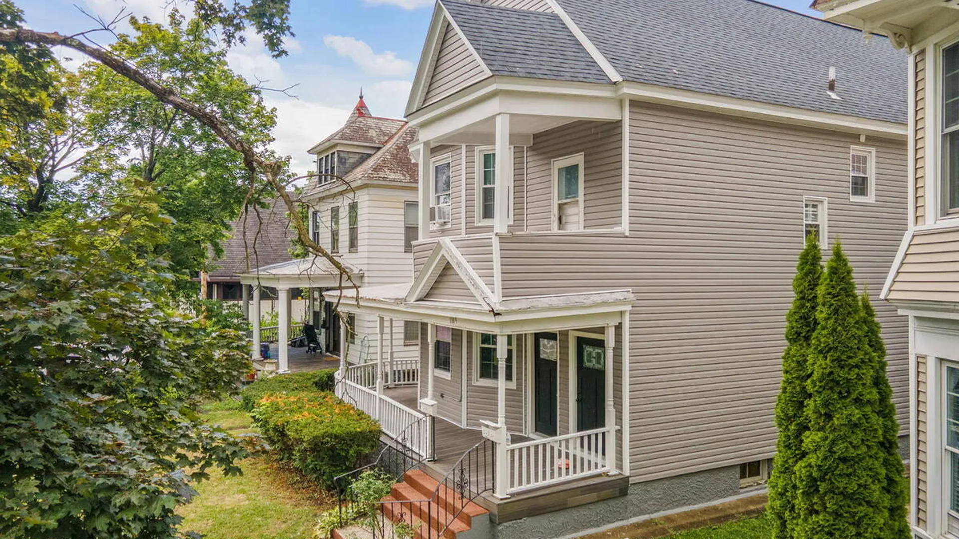 Property at 1109 Glenwood Boulevard, Schenectady, NY 12308 3
