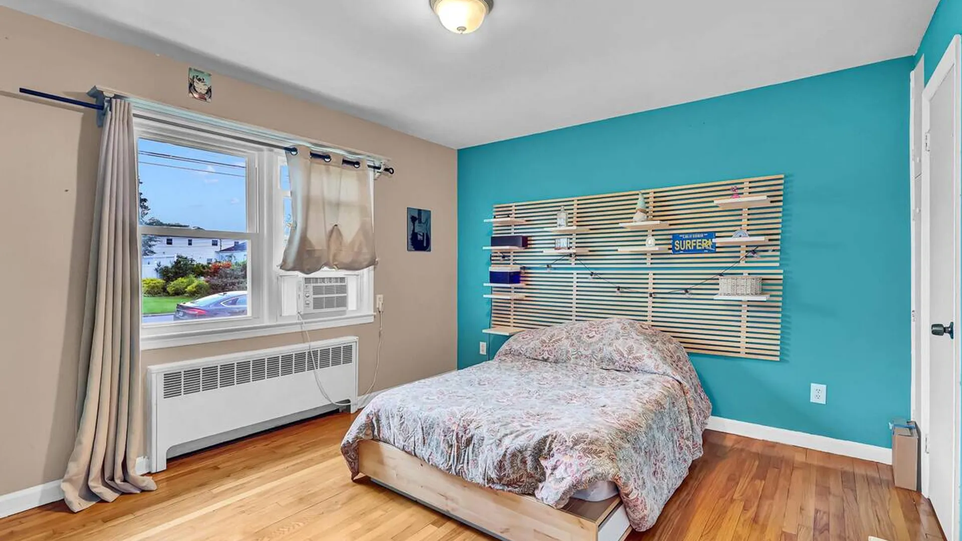 Property at 127 Queens Avenue, West Babylon, NY 11704 16