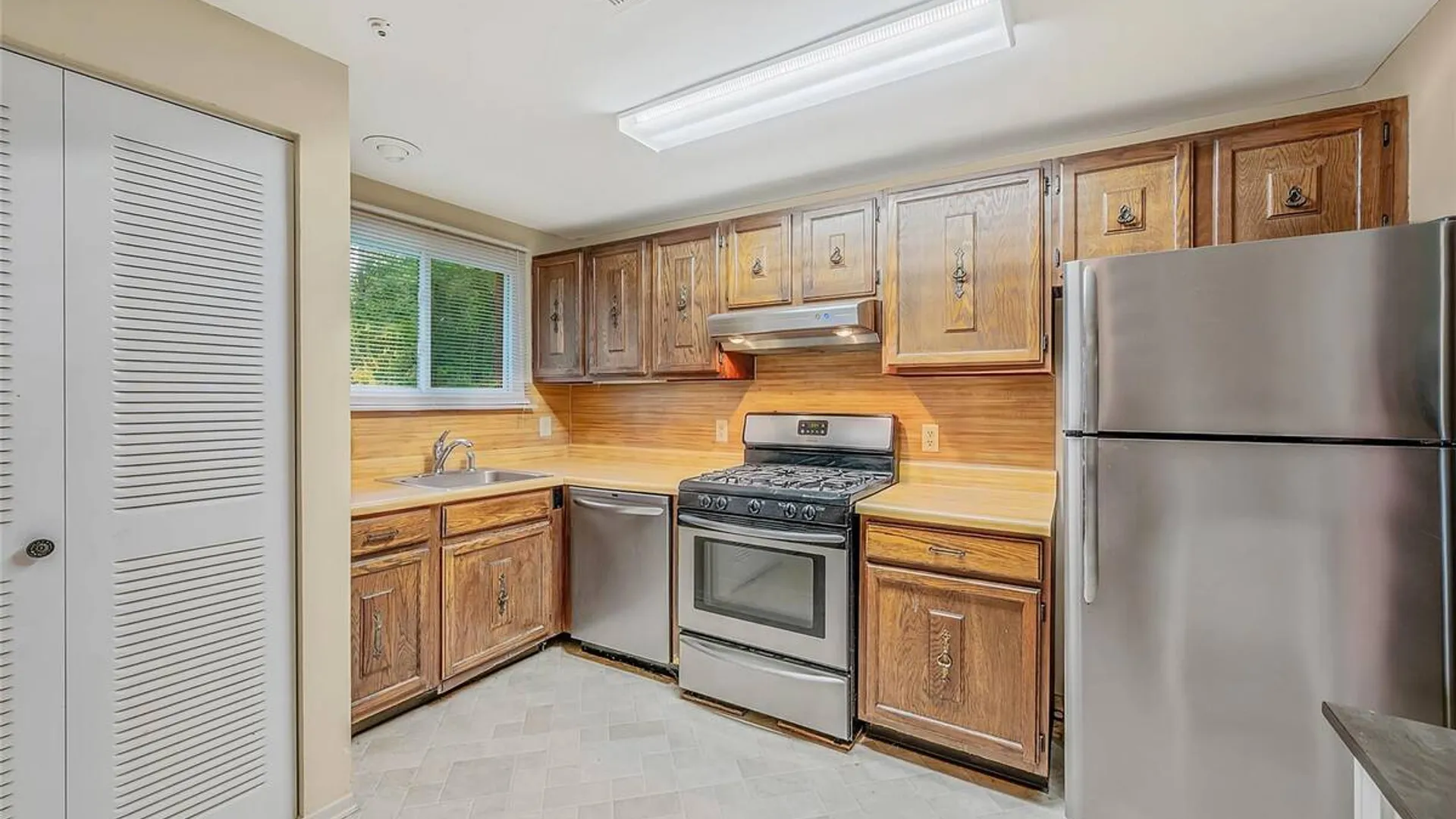 Property at 452 Birchwood Road, Medford, NY 11763 8