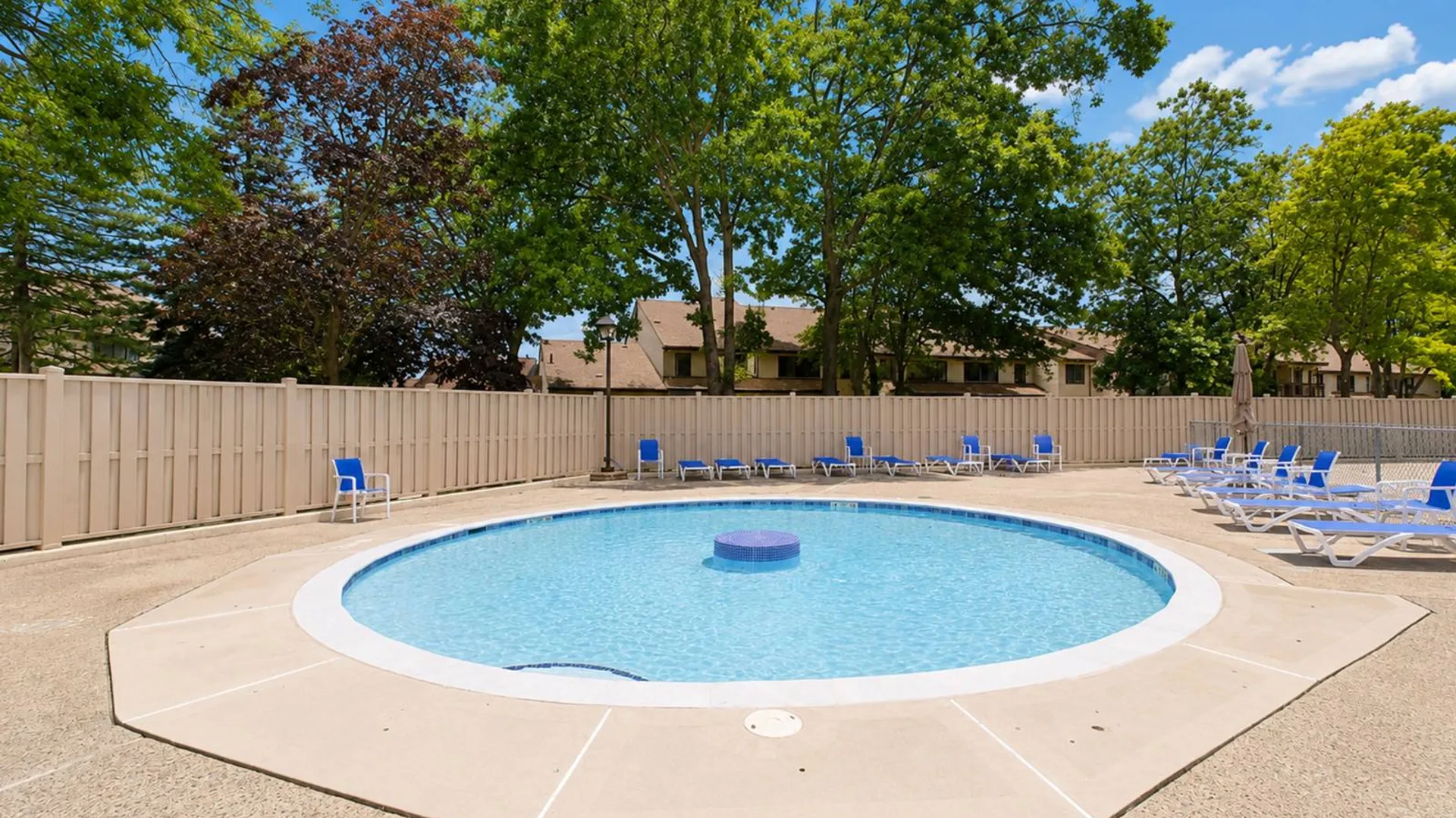 Property at 5 Windham Loop, Staten Island, NY 10314 20
