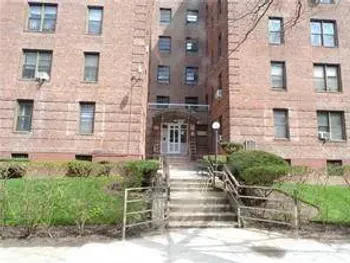 Property at 2615 Homecrest Ave, Brooklyn, NY 11235