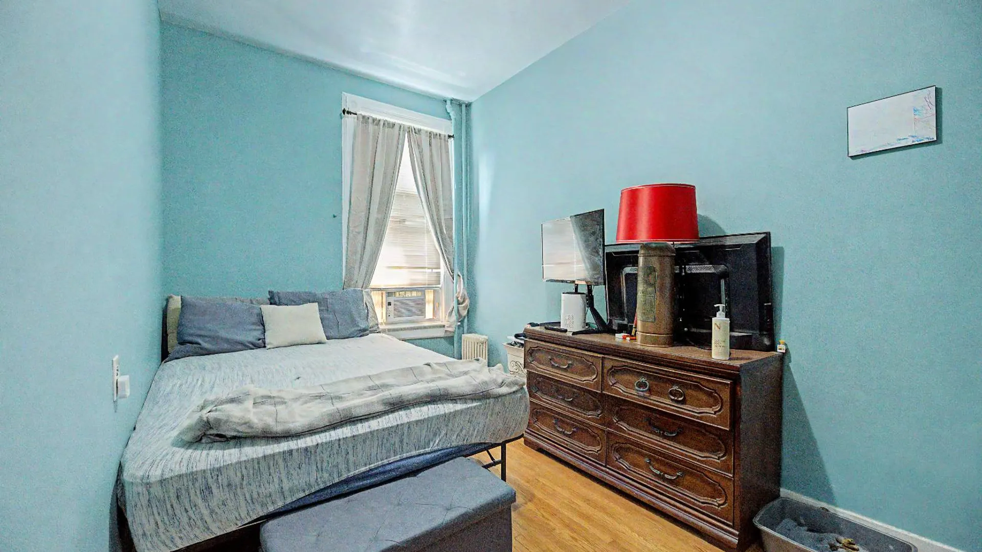Property at 20 aka 22 Crescent Place, Yonkers, NY 10704 30