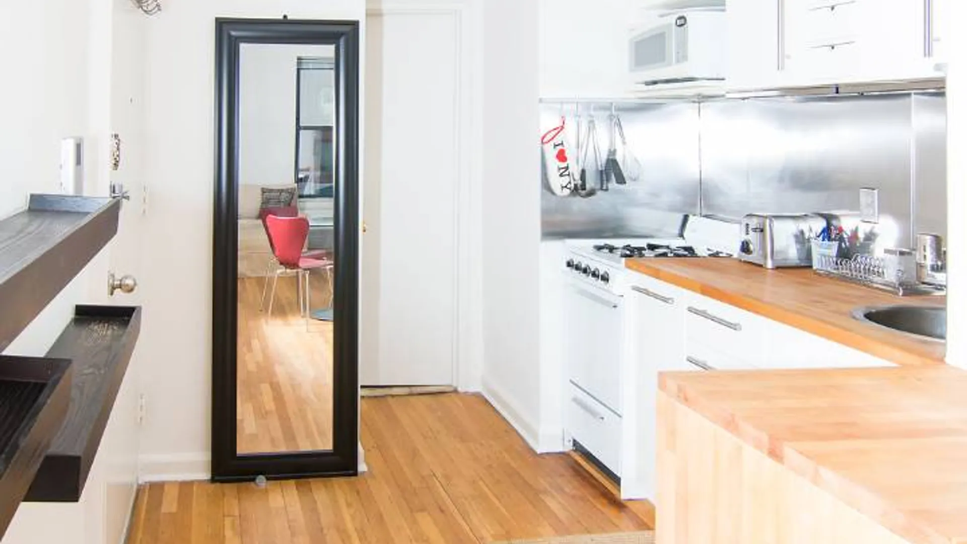 Property at 50 East End Avenue, New York, NY 10028 4