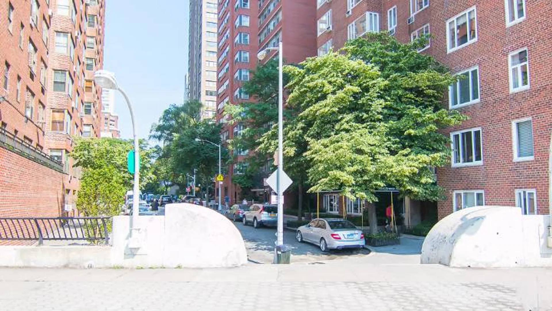 Property at 50 East End Avenue, New York, NY 10028 9