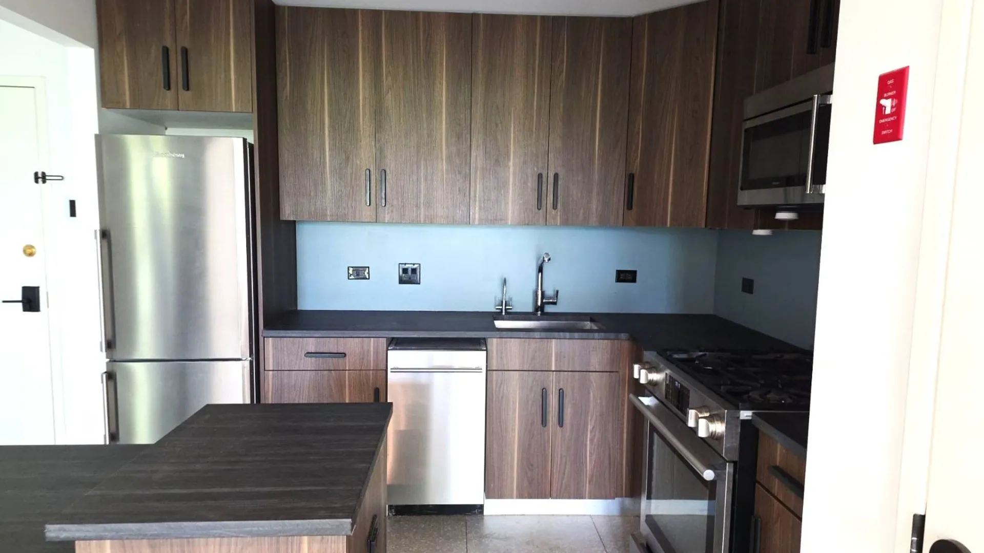 Property at 231 East 123rd Street, Manhattan, NY 10035 3