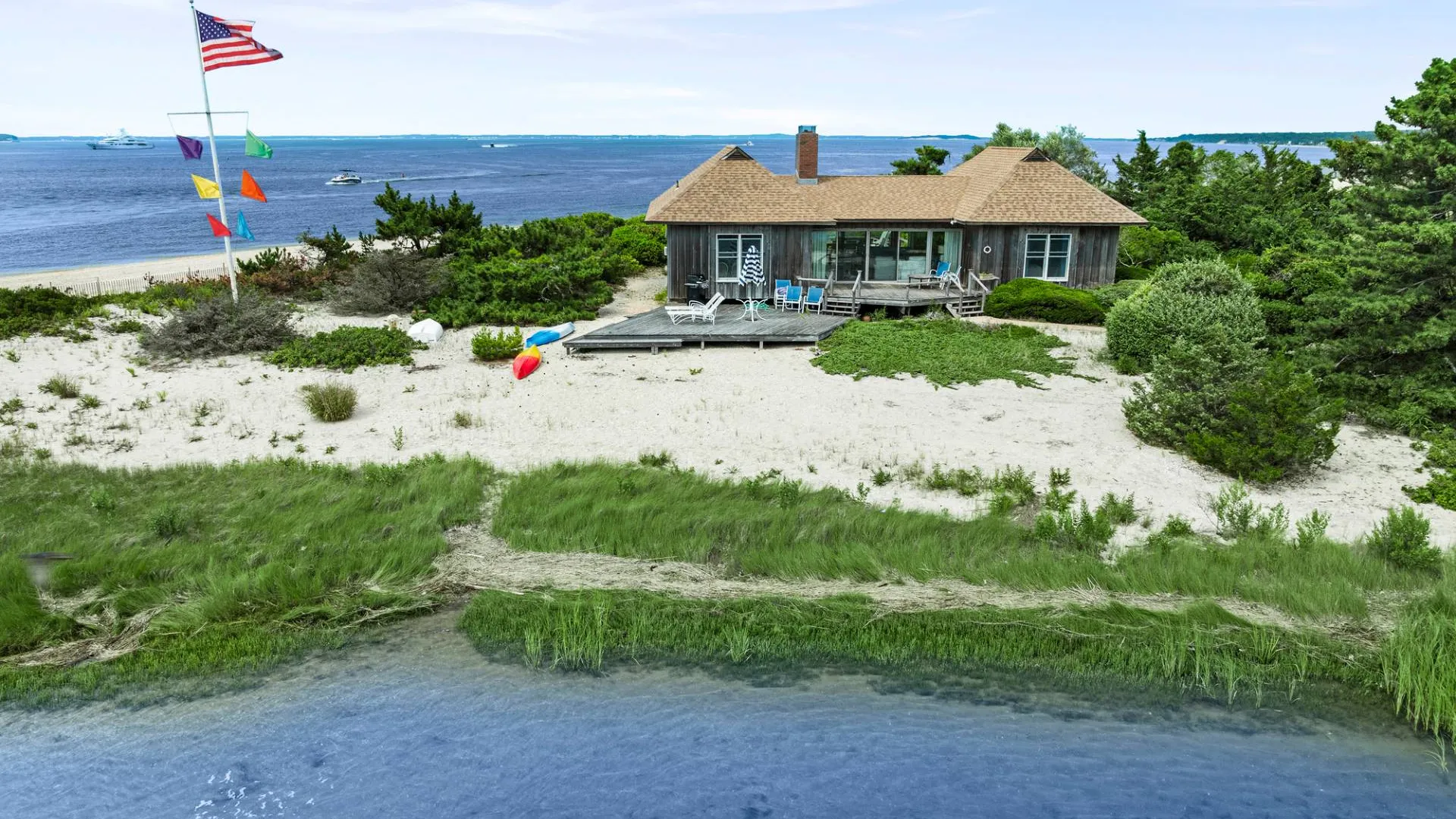 Property at 380/420 Towd Point Road, Southampton, NY 11968 8