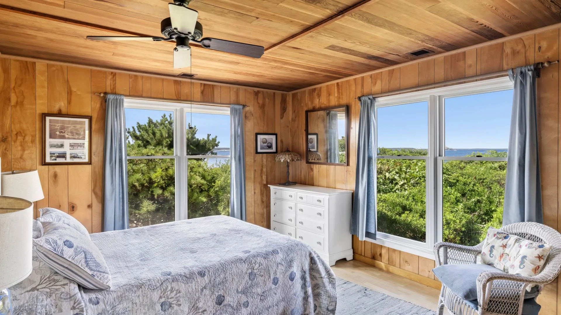 Property at 380/420 Towd Point Road, Southampton, NY 11968 17
