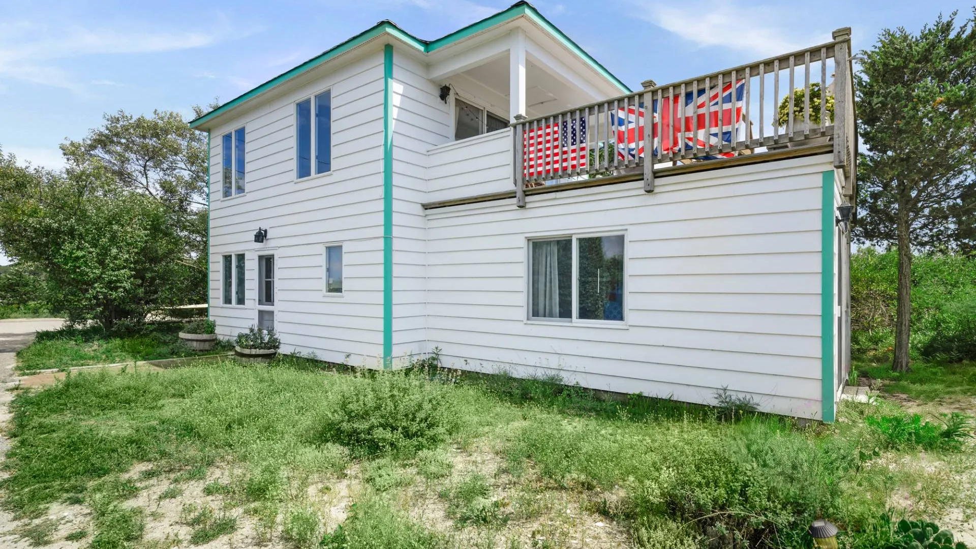 Property at 380/420 Towd Point Road, Southampton, NY 11968 25