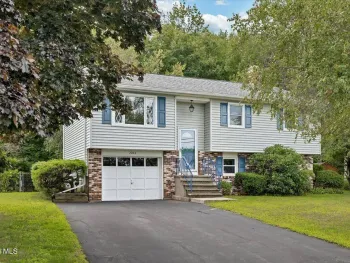 Property at 2942 W Old State Road, Schenectady, NY 12303