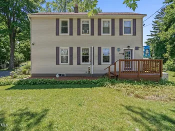 Property at 1824 Hillside Avenue, Niskayuna, NY 12309
