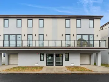 Property at 33 Keen Ct, Brooklyn, NY 11229