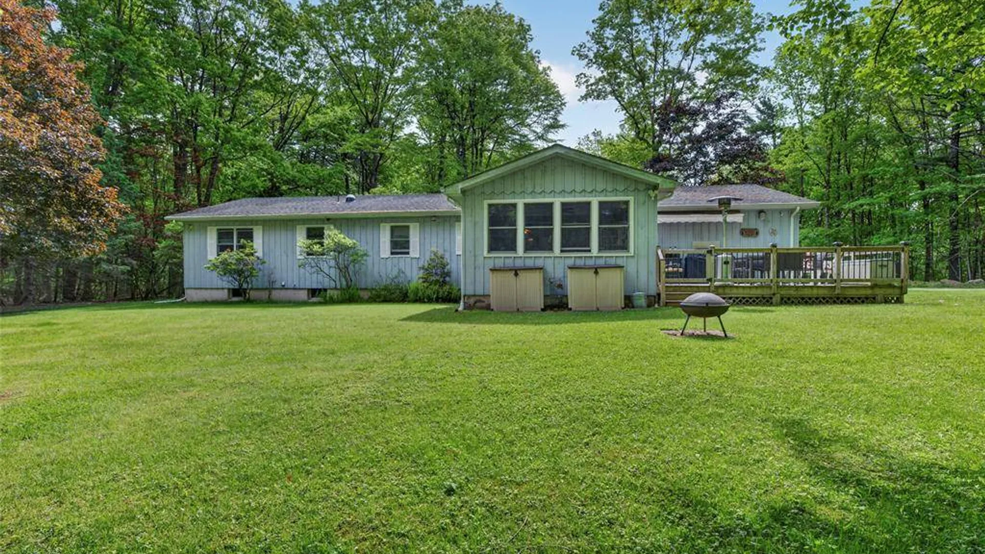 Property at 11 Fairway Dr, Highland Lake, NY 12743 5