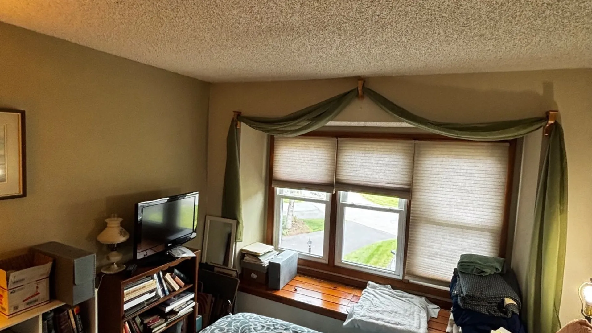 Property at 10 North Ct, Queensbury, NY 12804 20