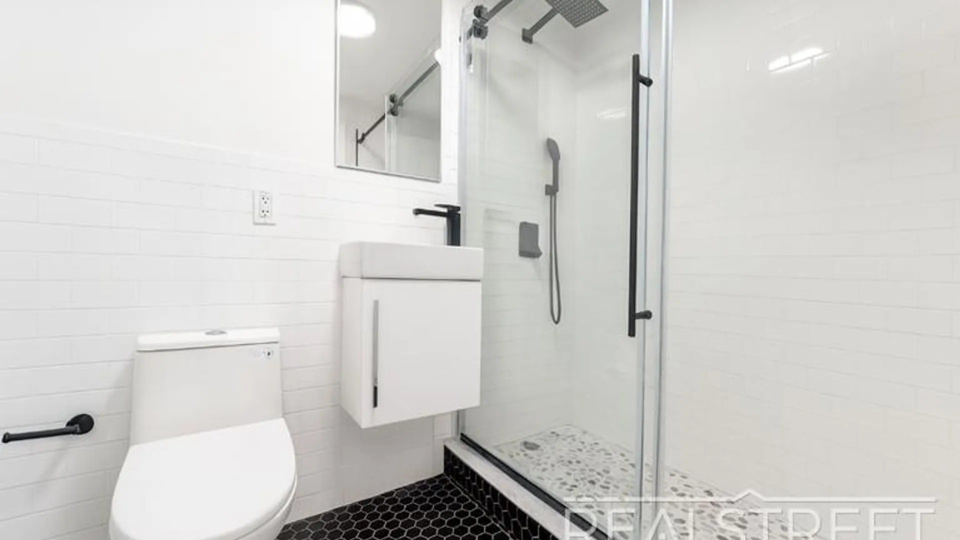 Property at 152A MacDougal St, BROOKLYN, NY 11233 7