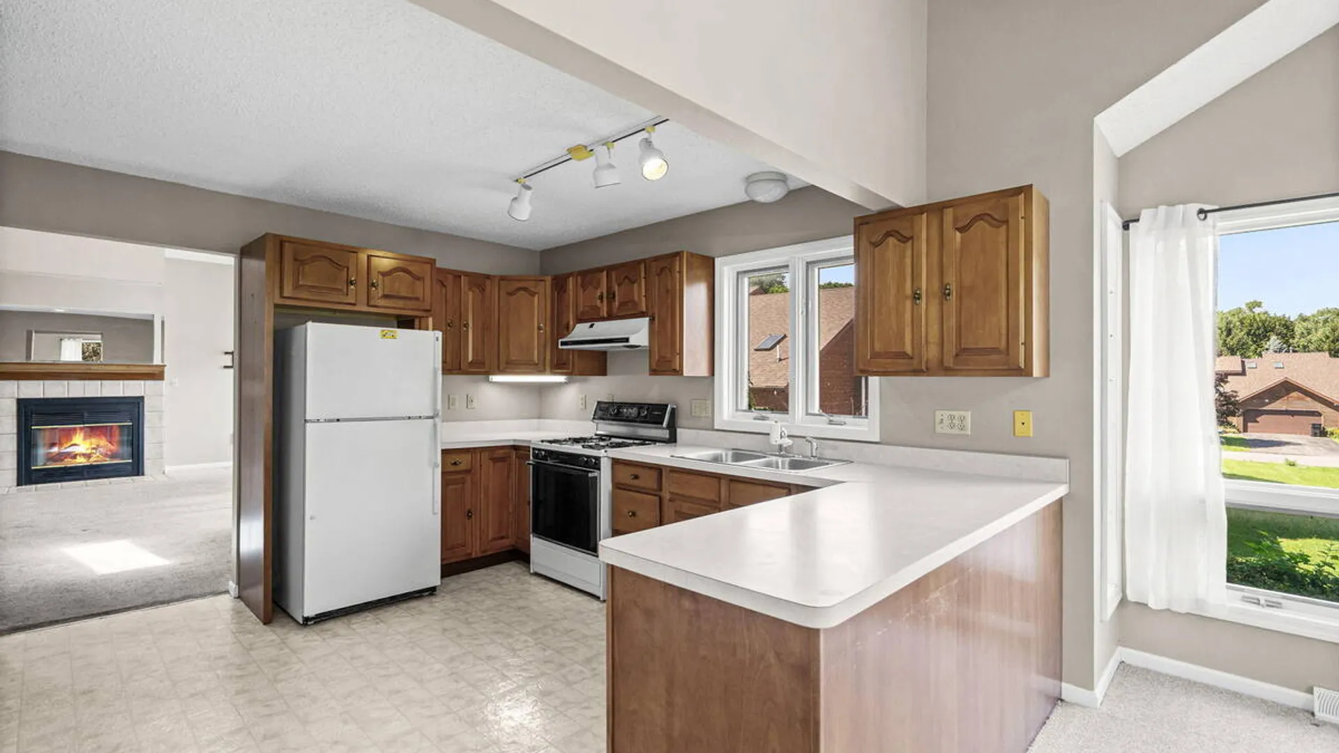 Property at 18 Lillian Lane, Troy, NY 12180 14