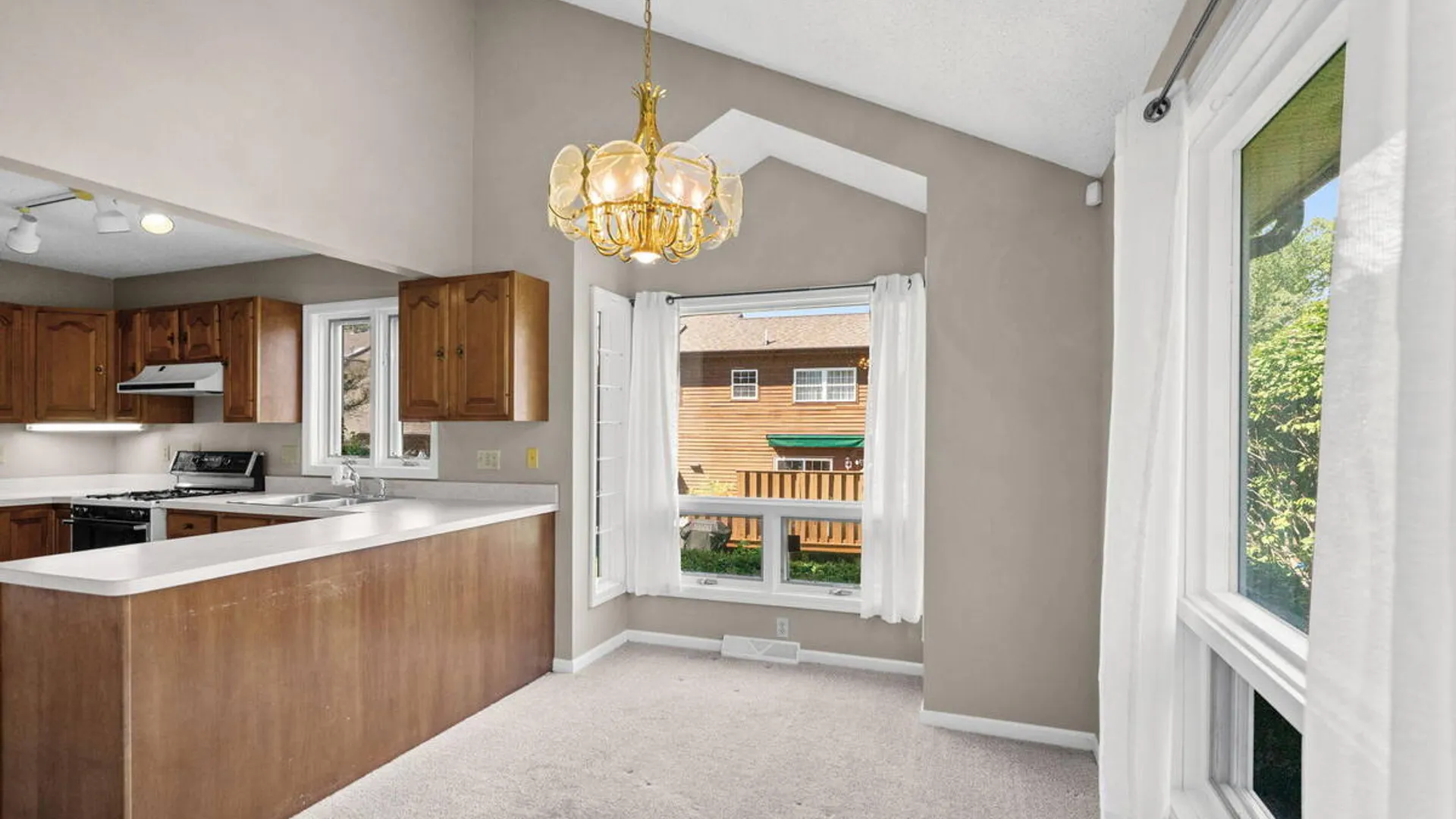 Property at 18 Lillian Lane, Troy, NY 12180 16