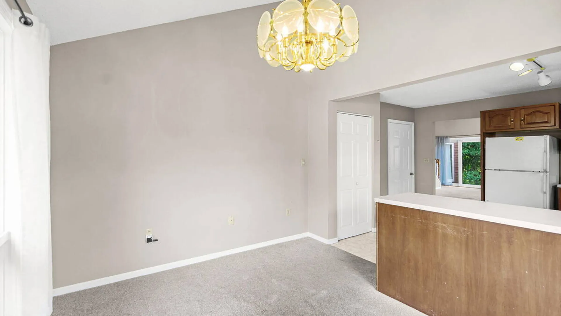 Property at 18 Lillian Lane, Troy, NY 12180 18