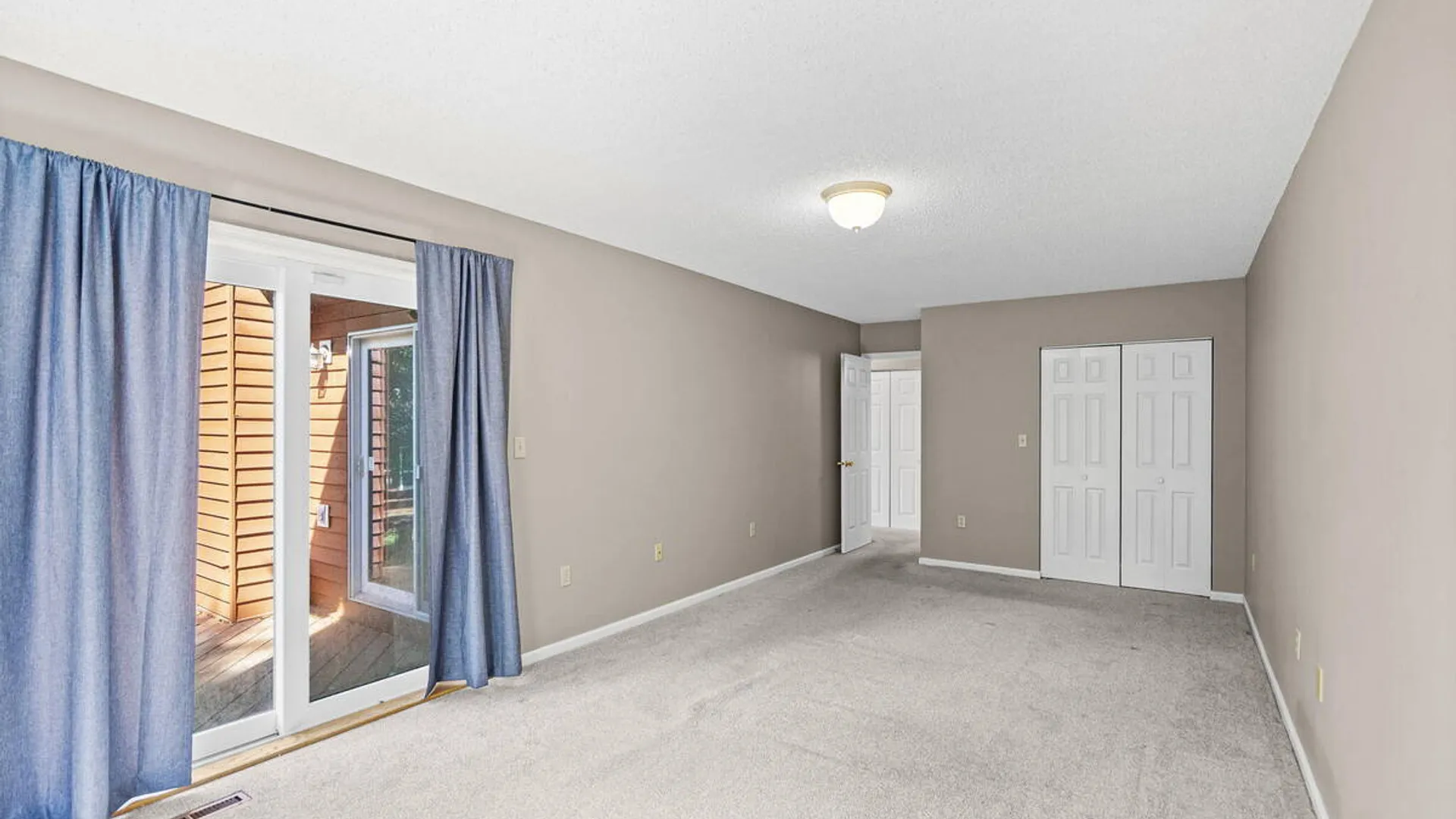 Property at 18 Lillian Lane, Troy, NY 12180 20