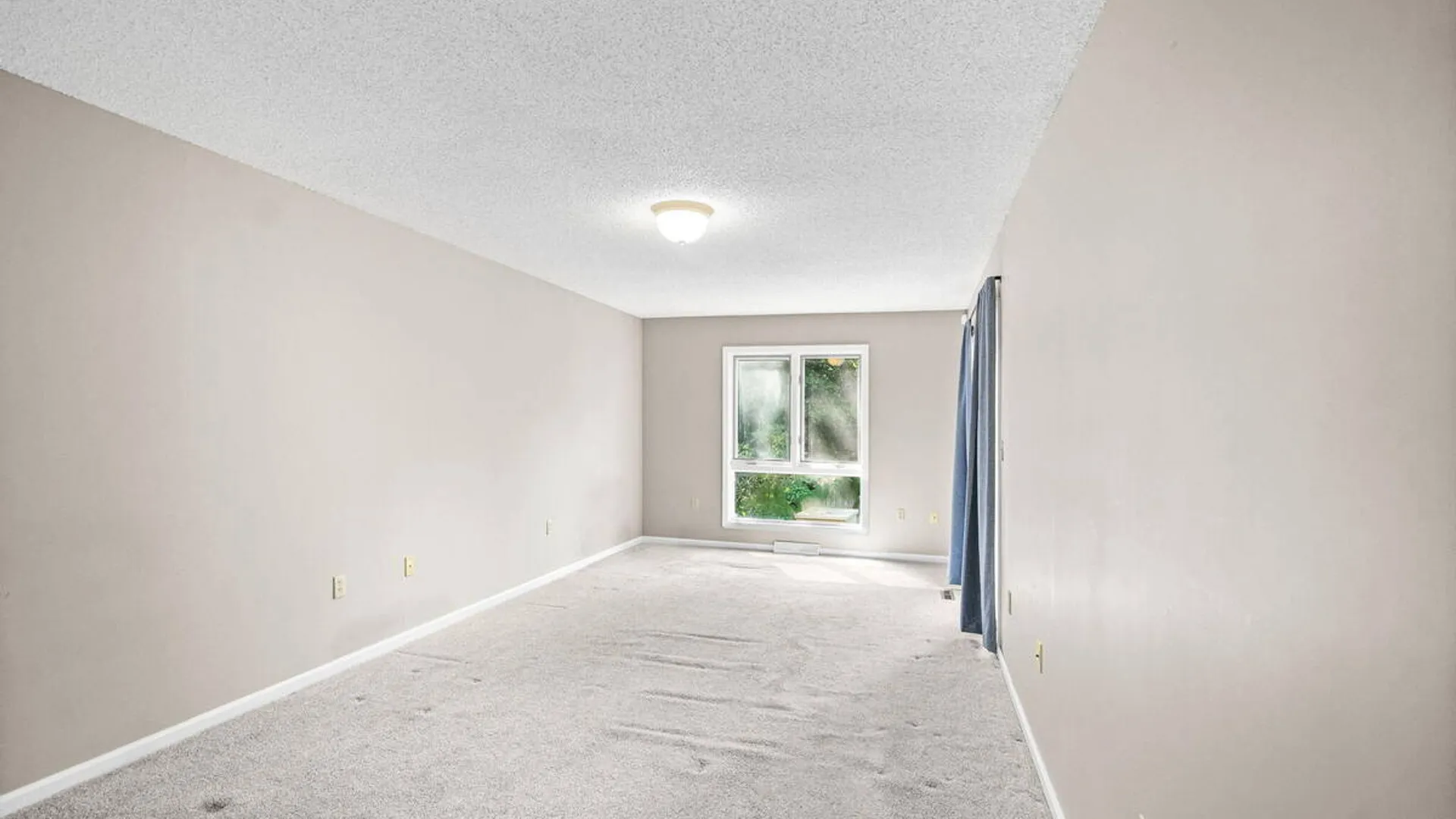 Property at 18 Lillian Lane, Troy, NY 12180 21