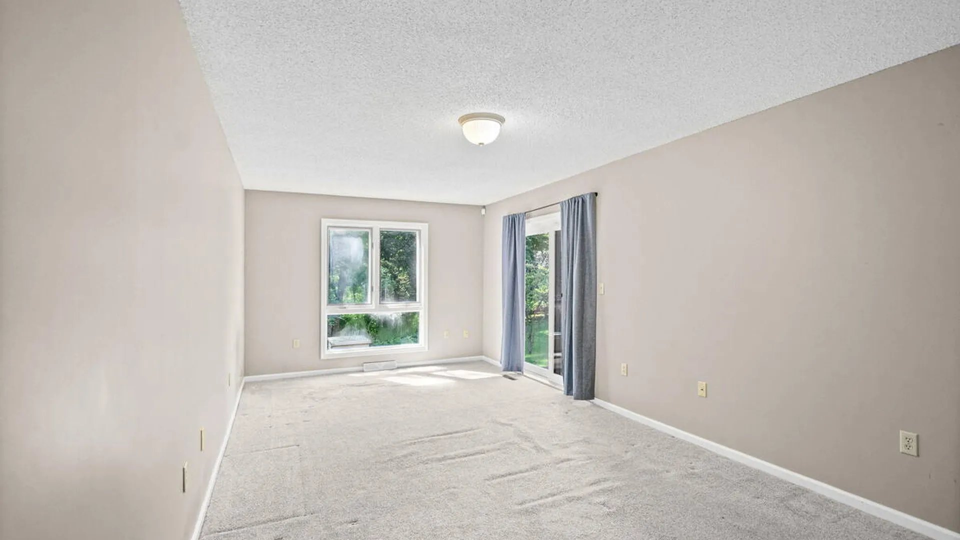 Property at 18 Lillian Lane, Troy, NY 12180 22