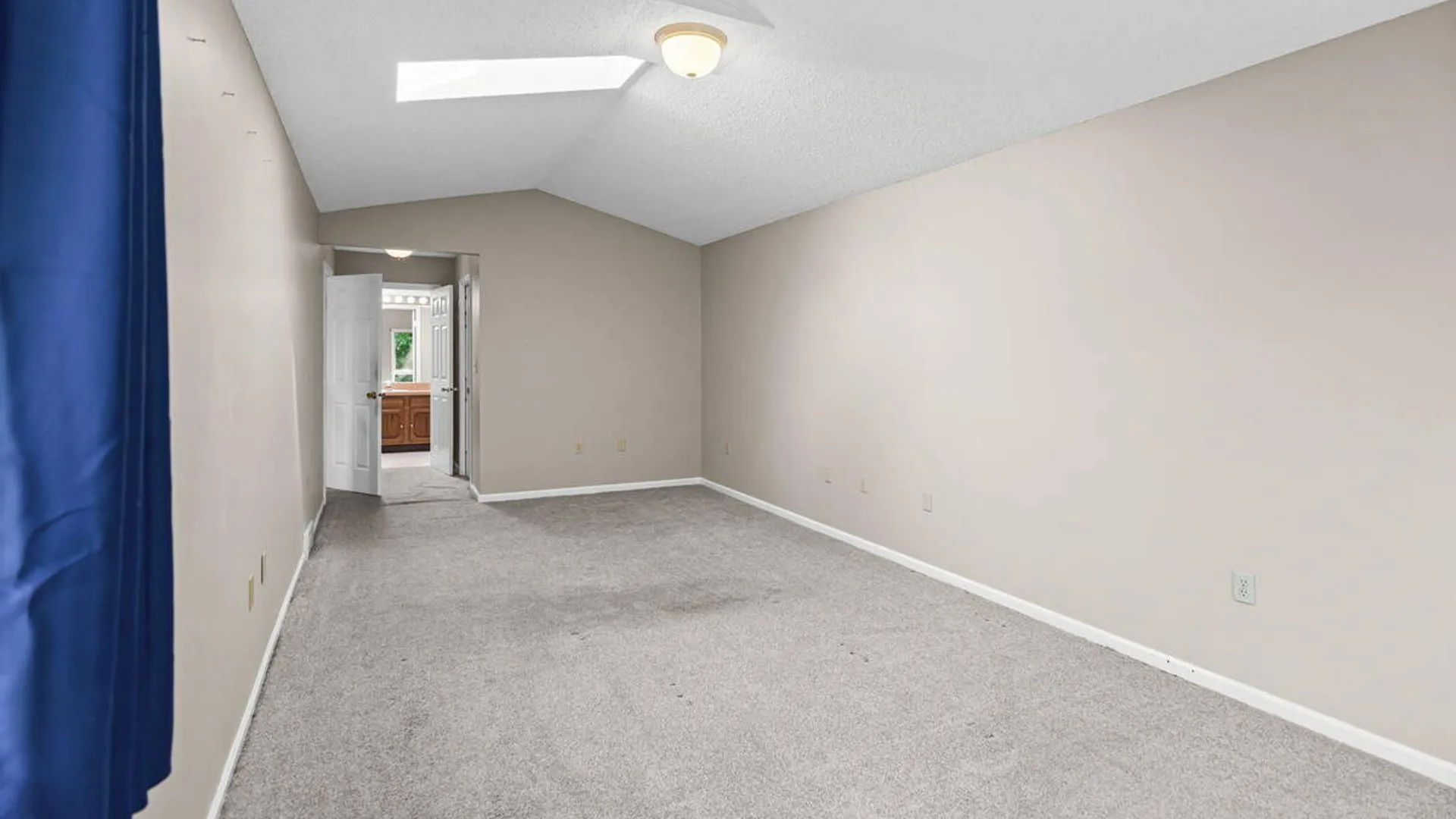 Property at 18 Lillian Lane, Troy, NY 12180 33