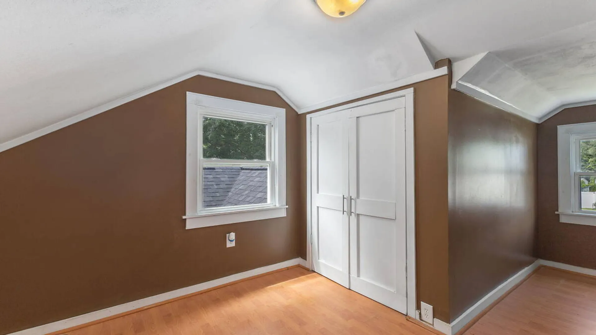 Property at 1021 Roberta Road, Rotterdam, NY 12303 32