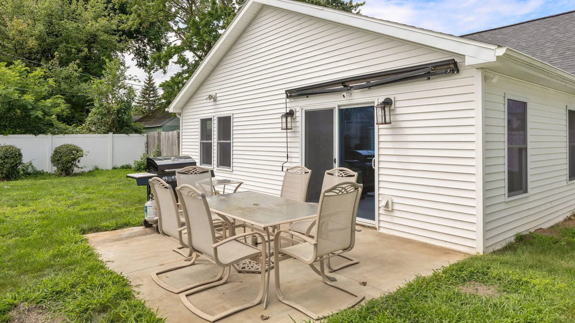 Property at 1021 Roberta Road, Rotterdam, NY 12303 35