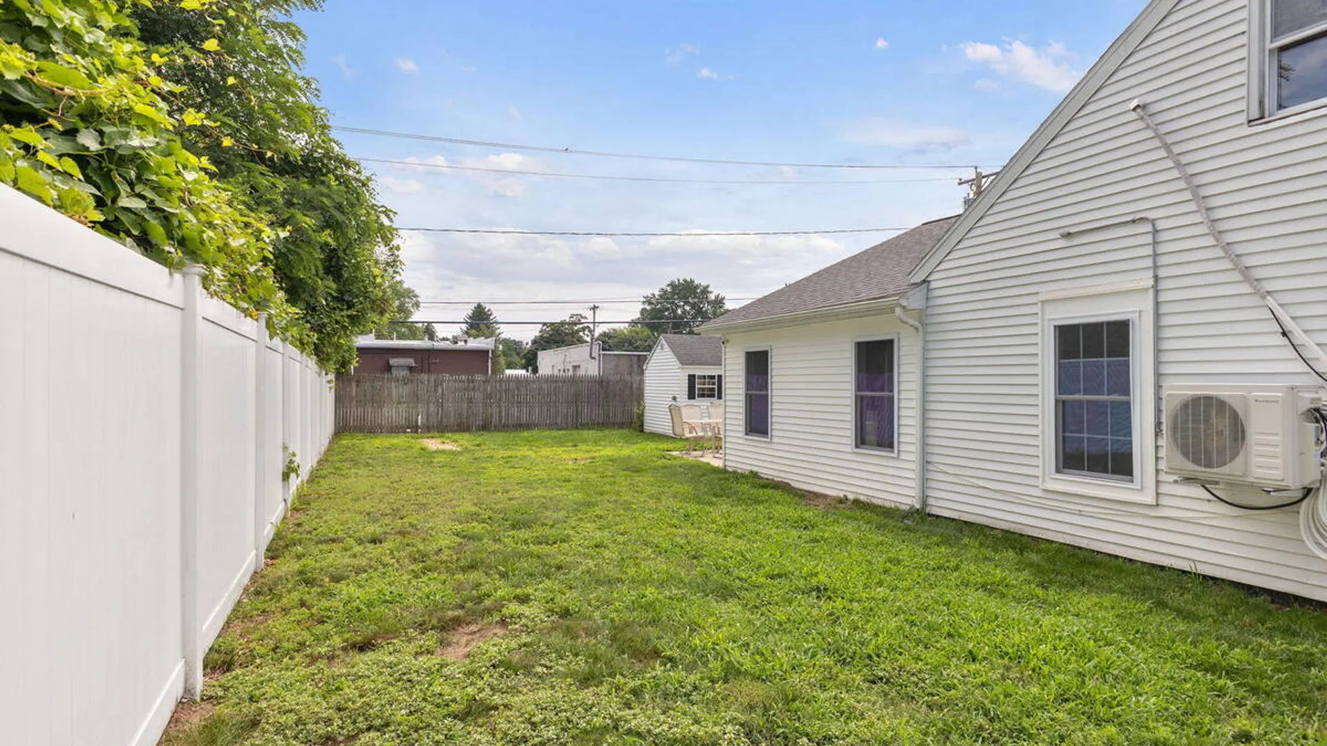 Property at 1021 Roberta Road, Rotterdam, NY 12303 41