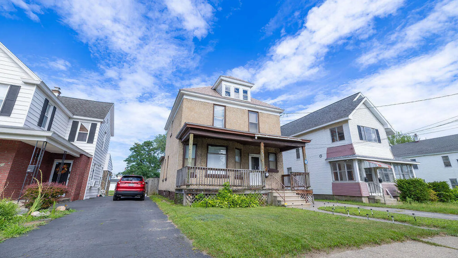 Property at 1049 Hegeman Street, Schenectady, NY 12306 5