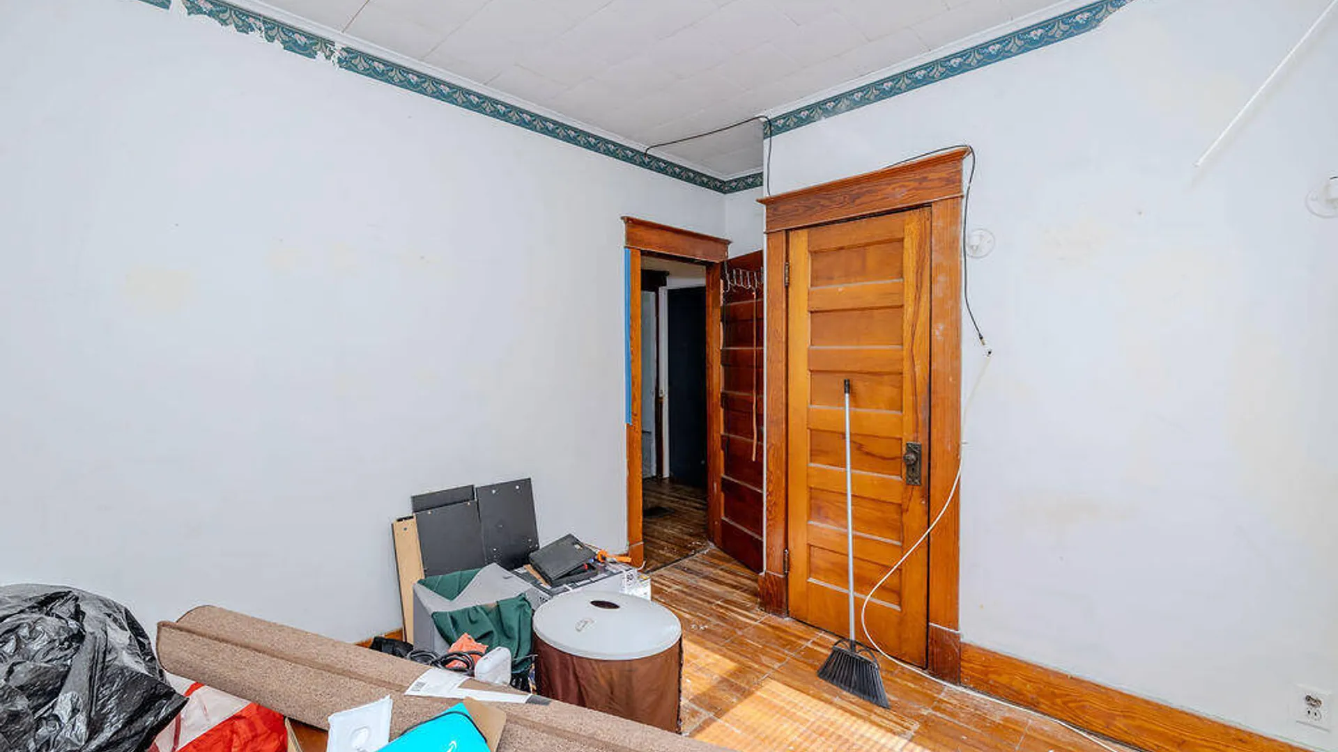 Property at 1049 Hegeman Street, Schenectady, NY 12306 36