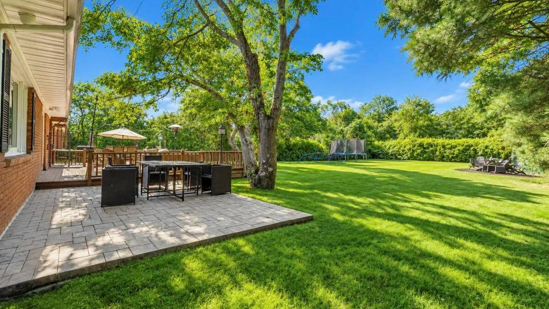 Property at 5 Reinhardt Court, Blue Point, NY 11715 7