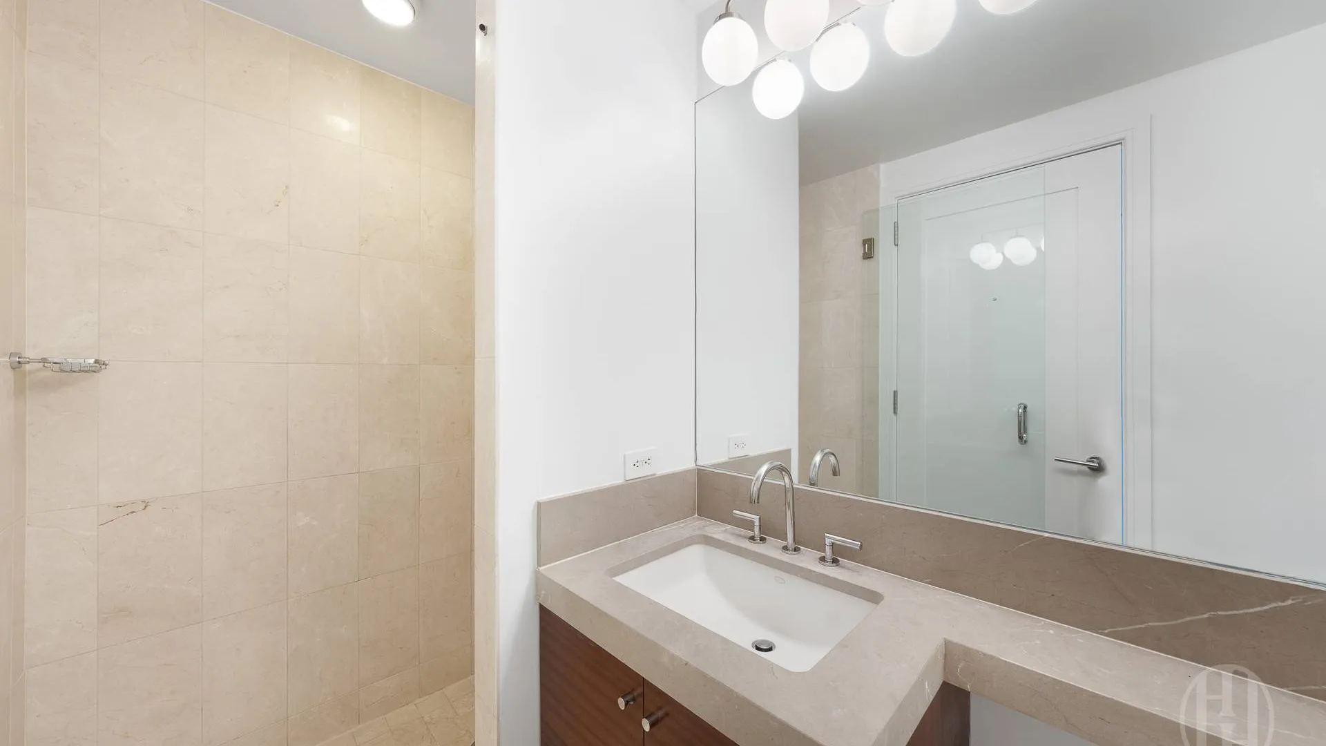 Property at 30 West Street, New York, NY 10280 5