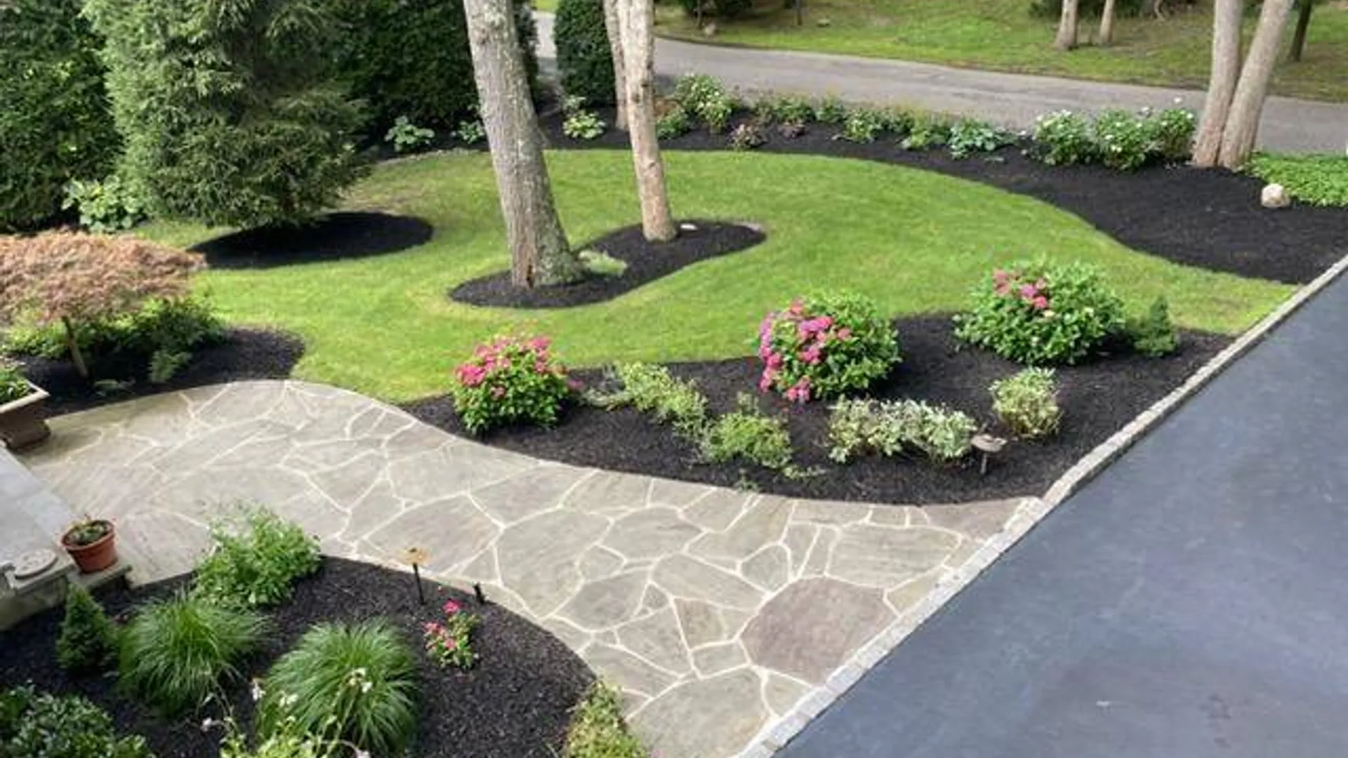 Property at 10 George Hill Road, Mount Sinai, NY 11766 3