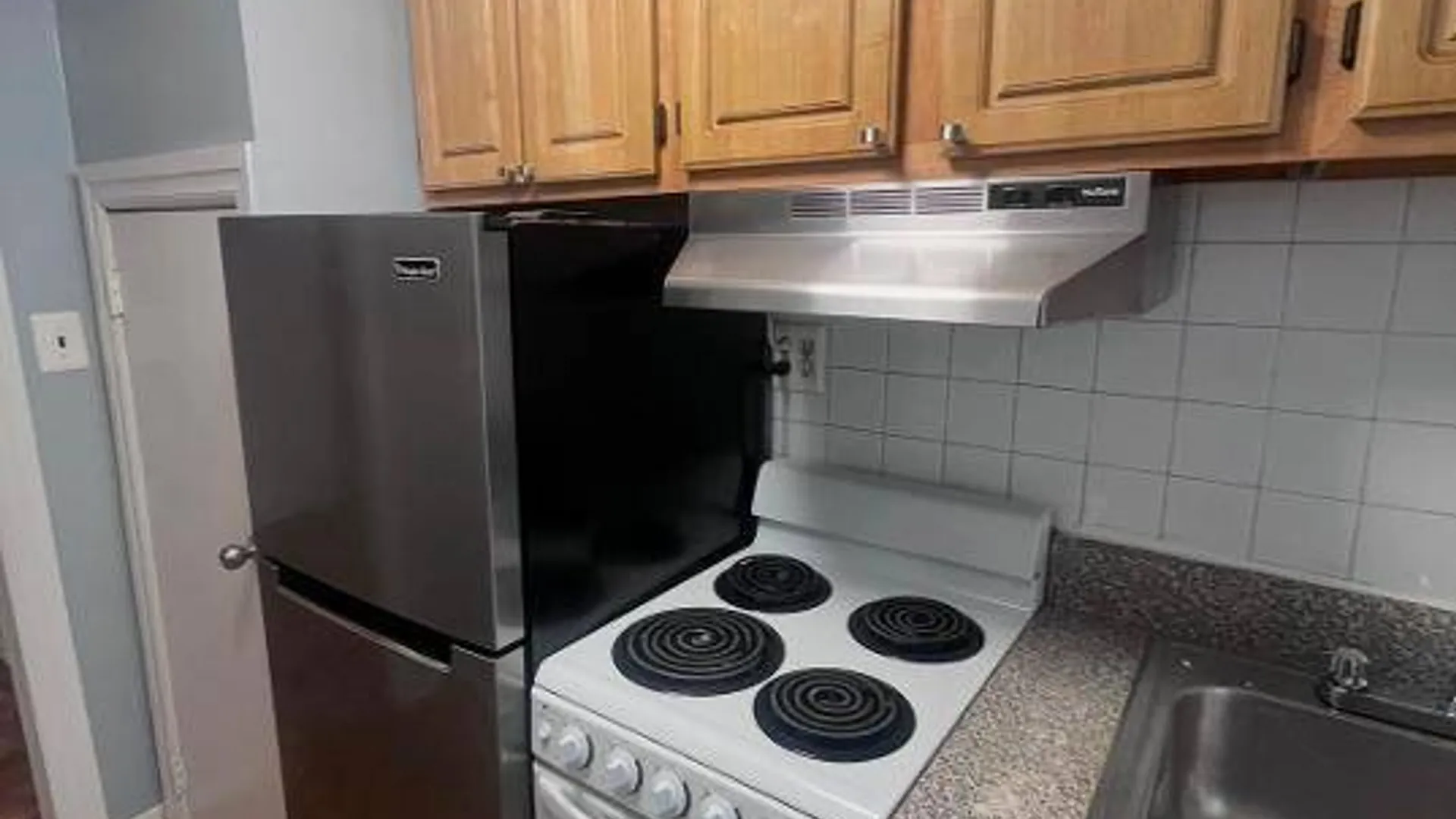 Property at 23 Marbel Hill Ave, Bronx, NY 10463 7