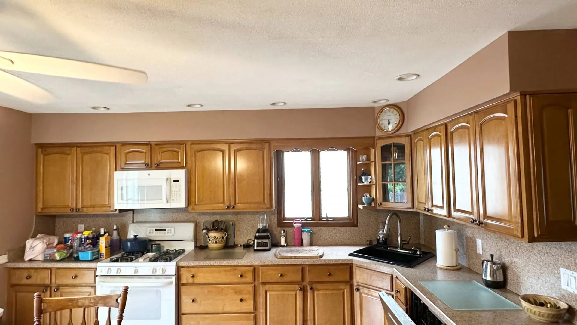 Property at 473 Tarrytown Ave, Staten Island, NY 10306 5