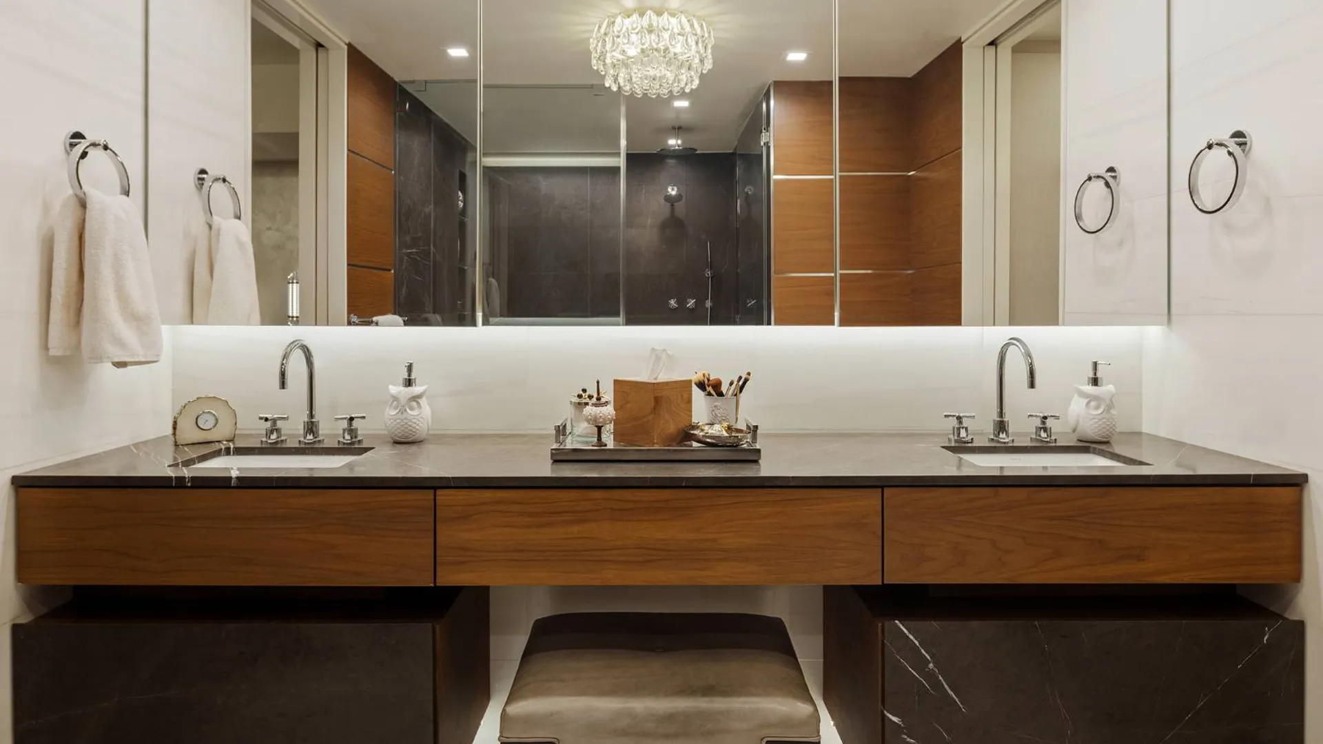Property at 23 Park Avenue, New York, NY 10016 13