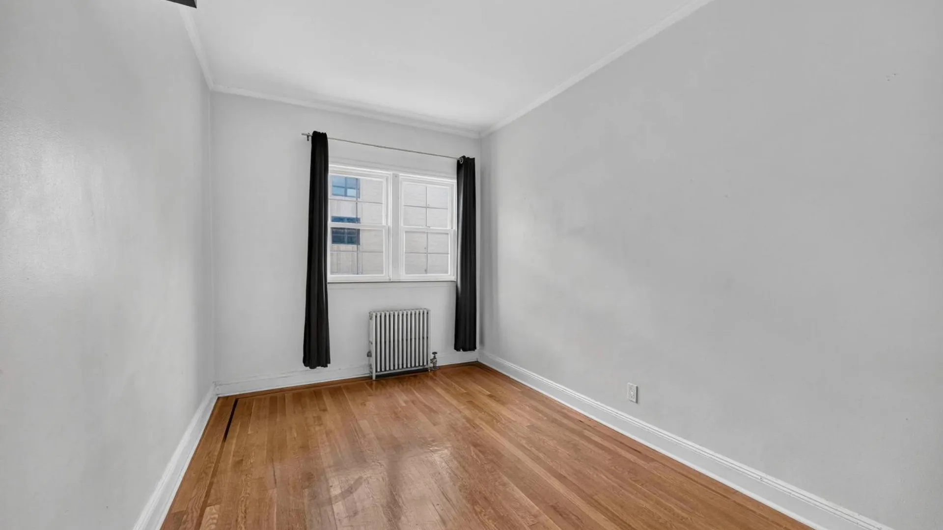 Property at 11 Mackay Pl, Brookyn, NY 11209 24