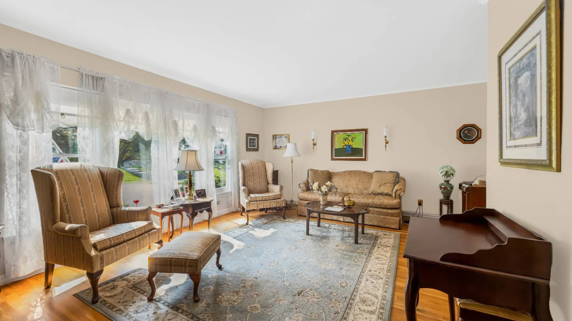 Property at 33 Dexter Rd, Yonkers, NY 10710 7