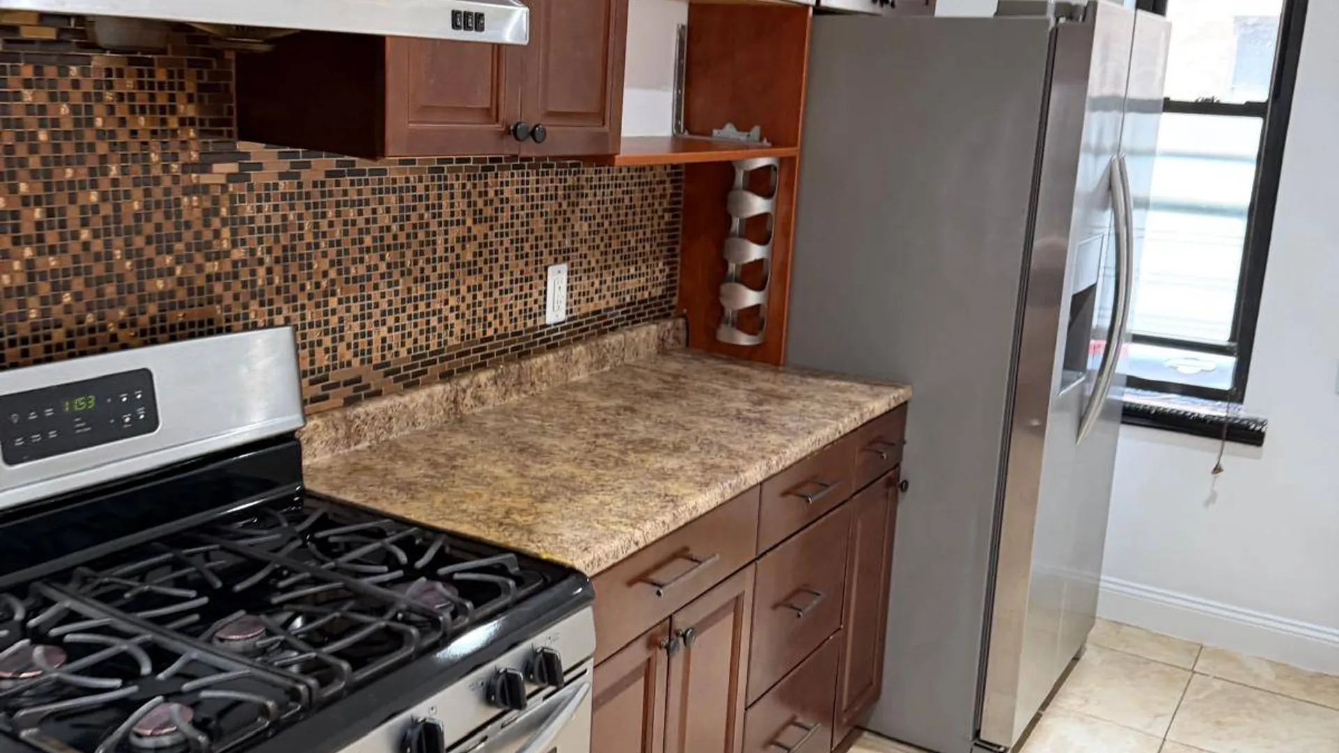 Property at 4202 Layton St, Elmhurst, NY 11373 8