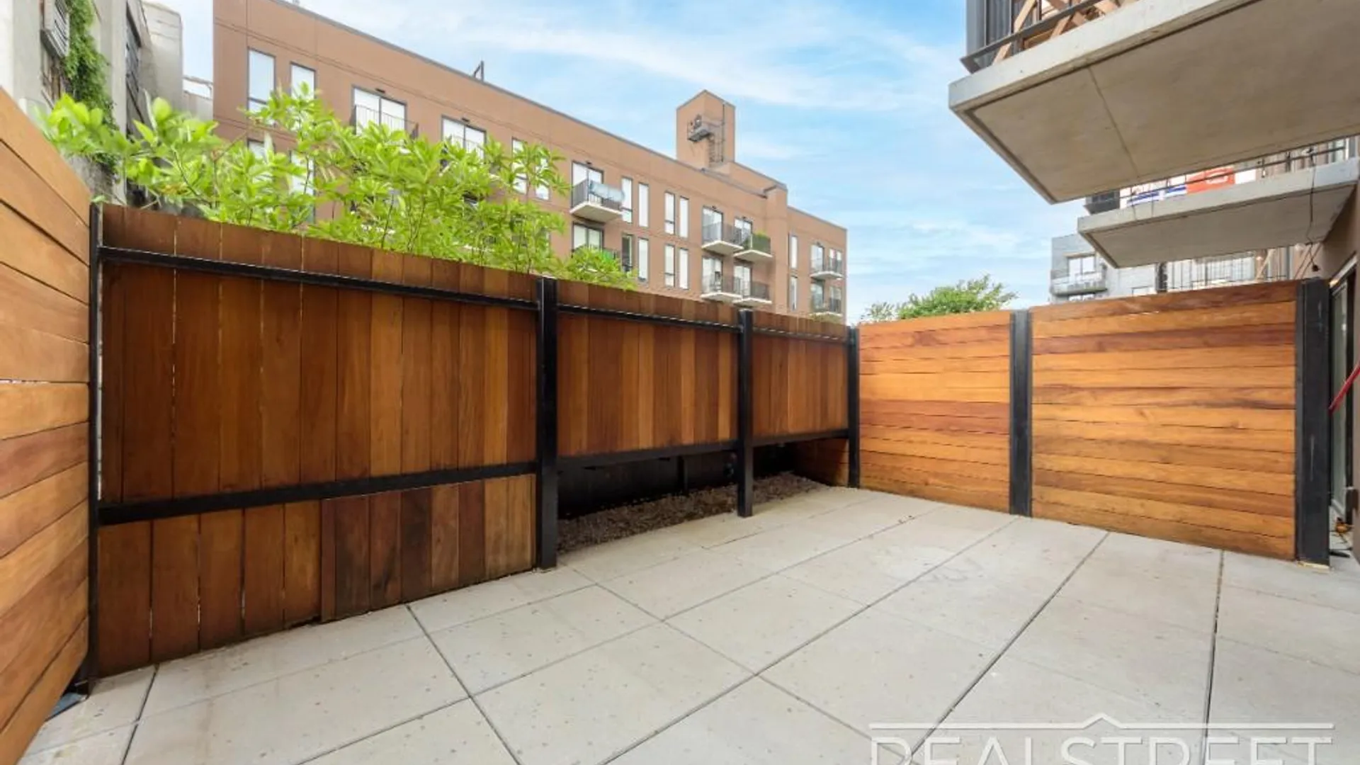 Property at 150 Noll St, BROOKLYN, NY 11206 9