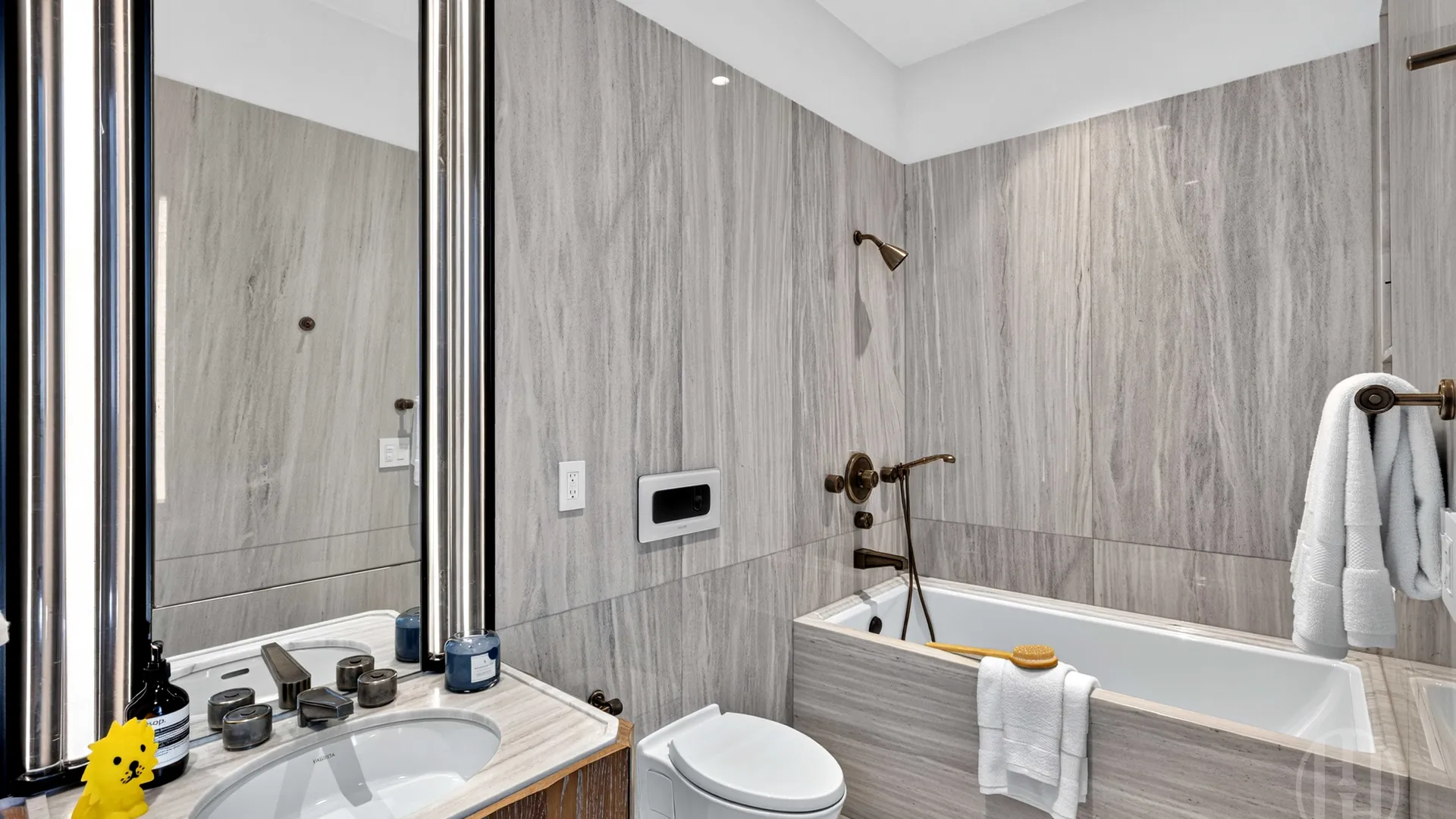 Property at 111 West 57th Street, New York, NY 10019 17