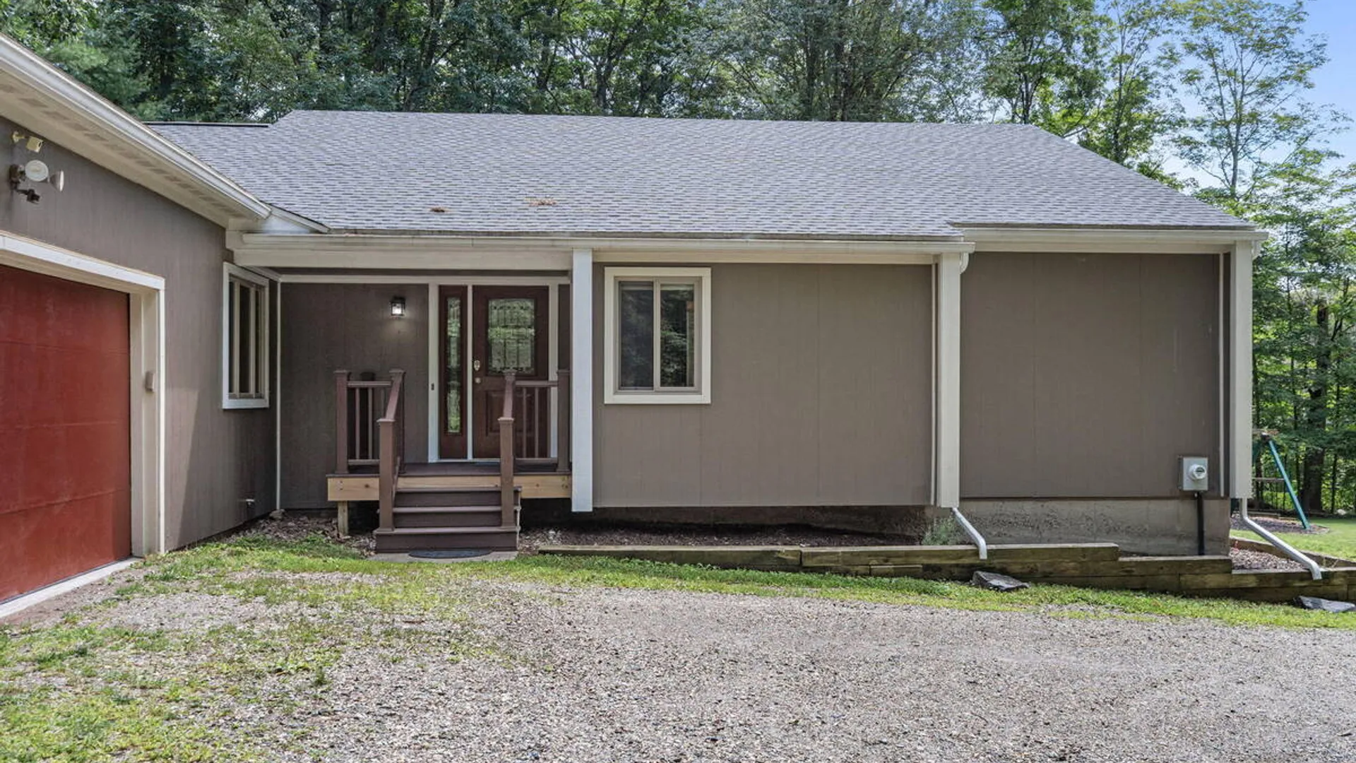 Property at 438 N Nassau Road, Sand Lake, NY 12018 3