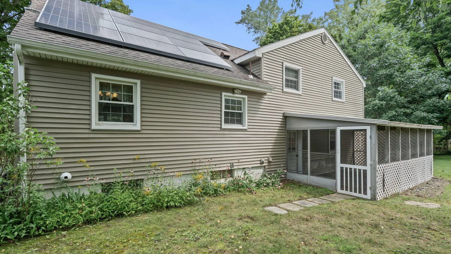 Property at 12 Lancaster Drive, Glenville, NY 12302 39