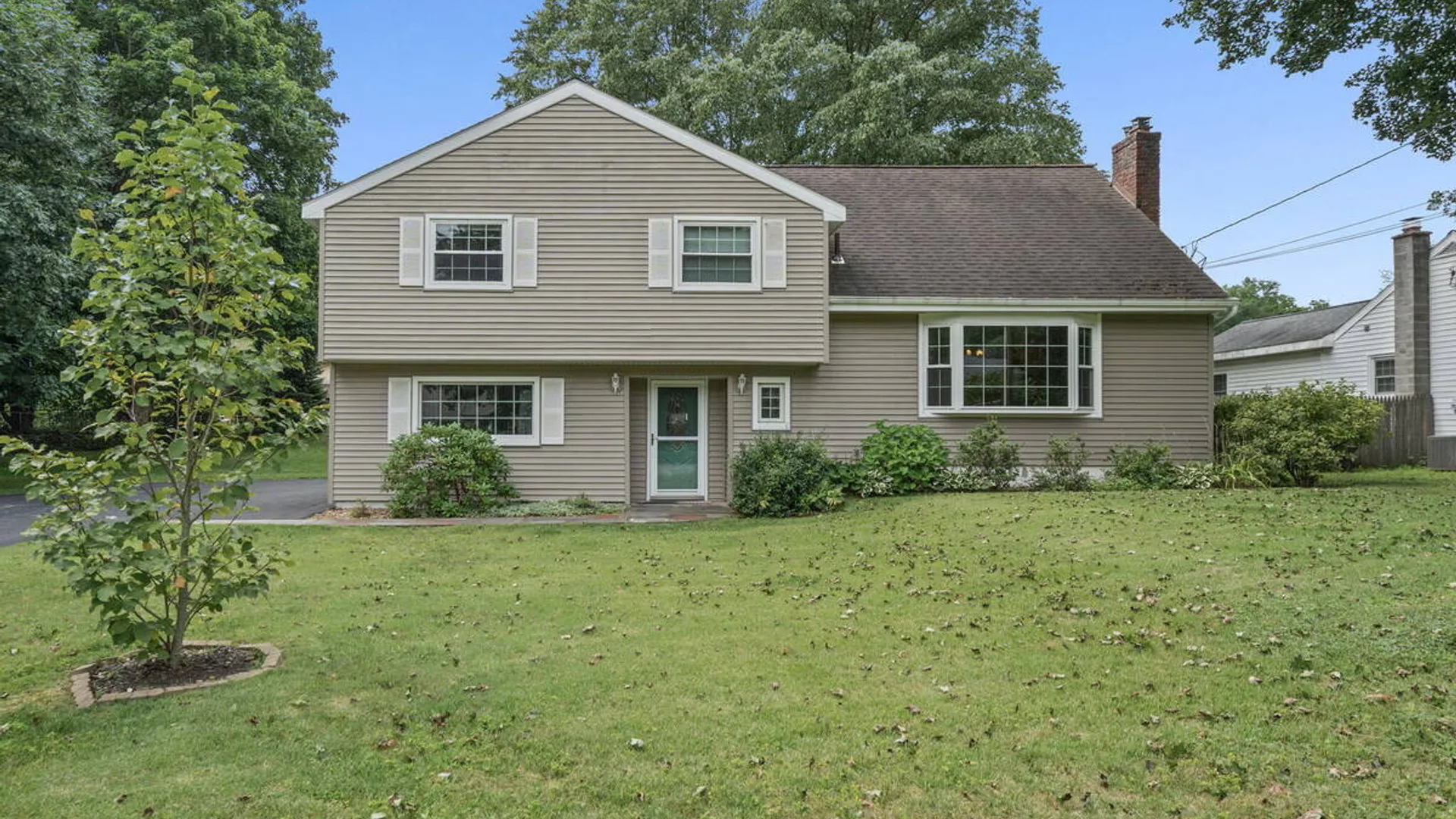 Property at 12 Lancaster Drive, Glenville, NY 12302 46