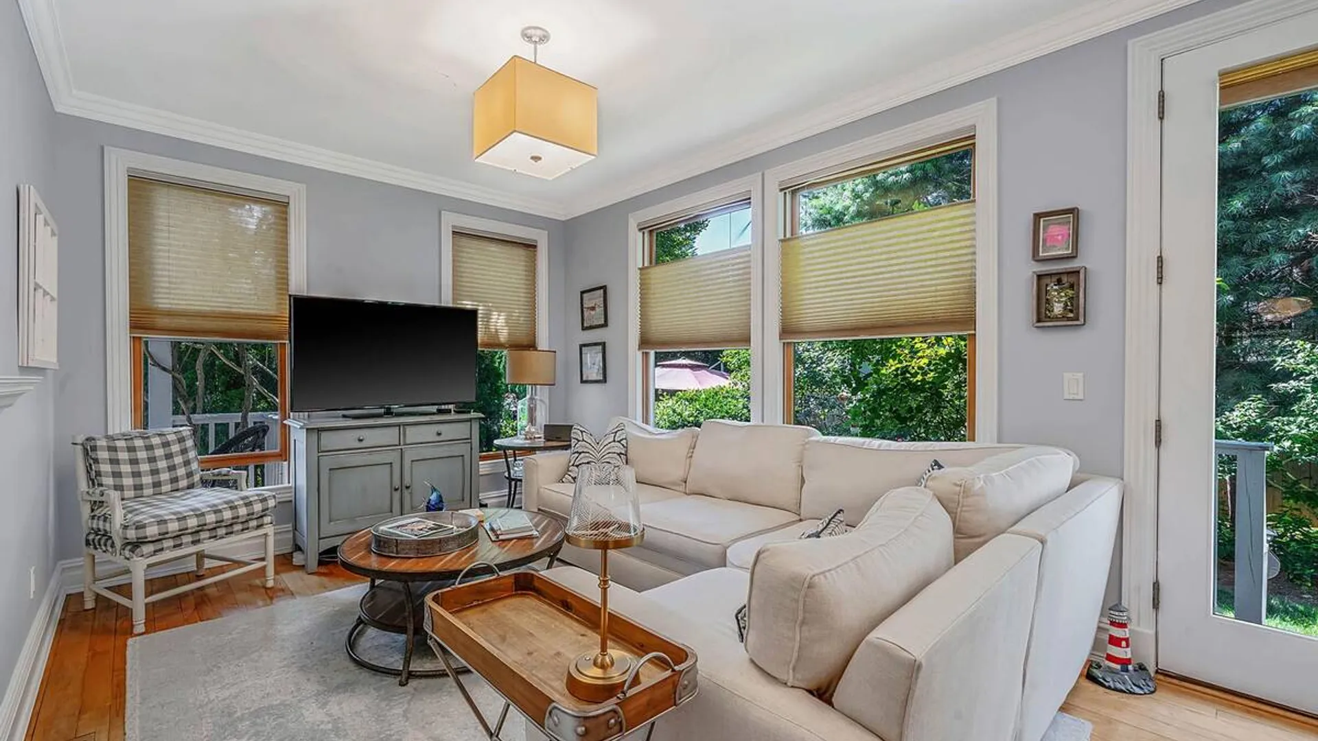Property at 8 Jackson Avenue, East Quogue, NY 11942 6