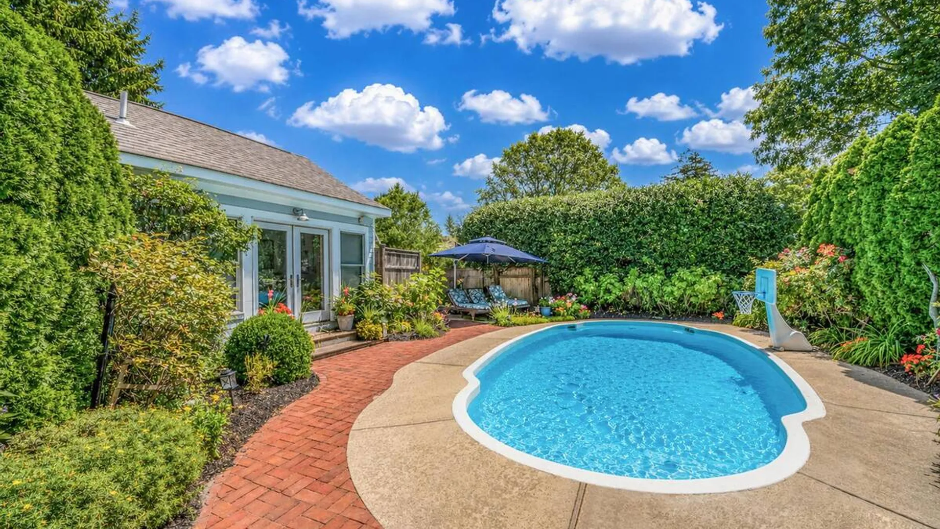 Property at 8 Jackson Avenue, East Quogue, NY 11942 38